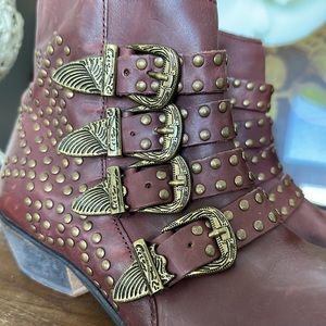 Urban Outfitters Ecote Boots Studded